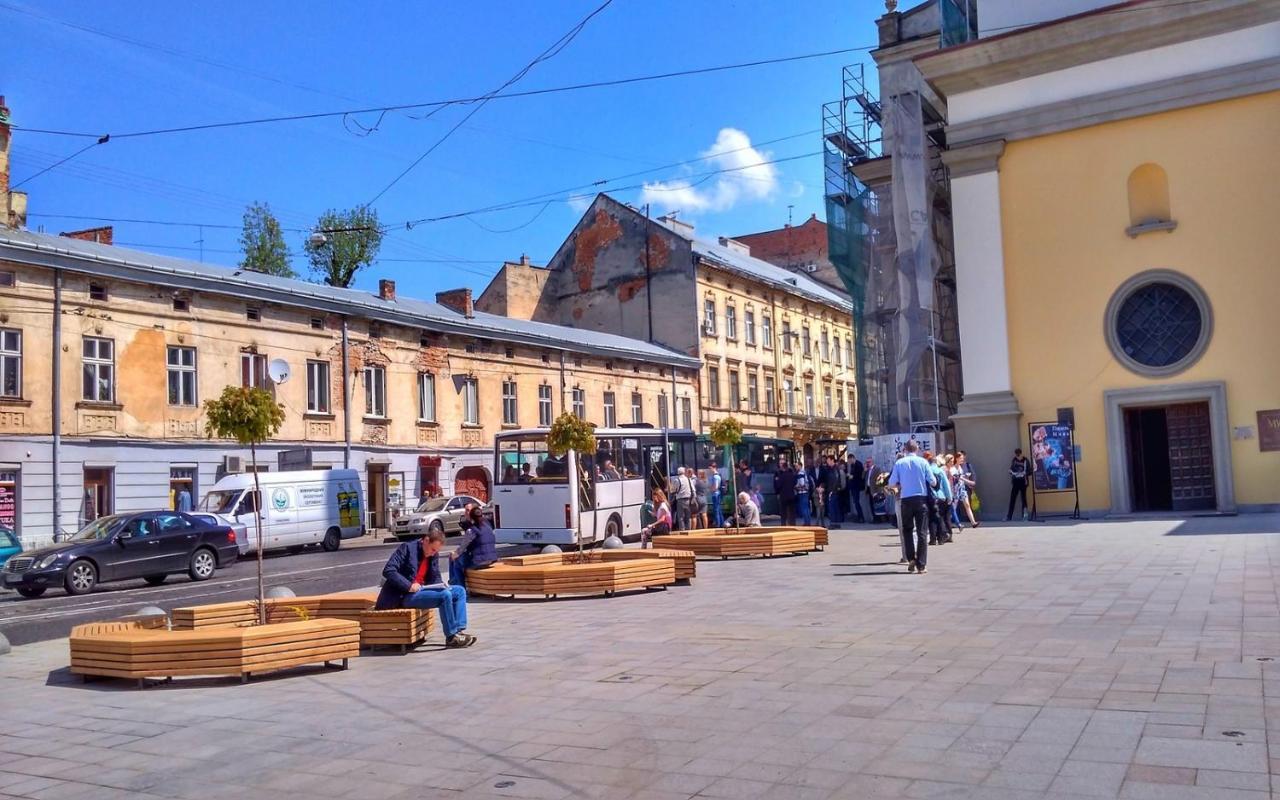 Apartment On Lychakivska 6-A Lviv Ngoại thất bức ảnh